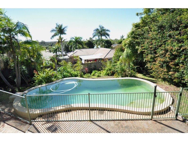 5 Erindale Court, Helensvale QLD 4212