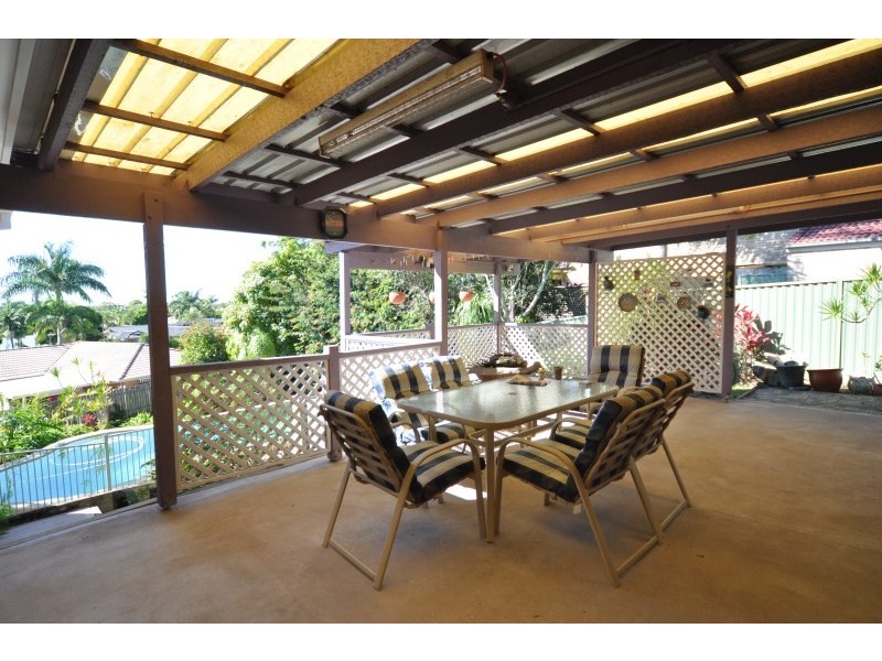 5 Erindale Court, Helensvale QLD 4212