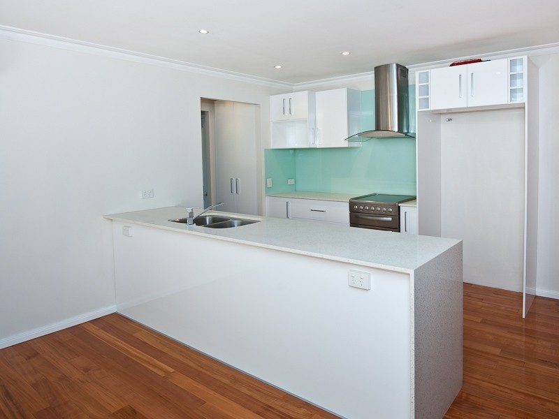 1/3 Vine Court, Oxenford QLD 4210