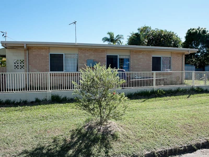 1 Nemara Street, Biggera Waters QLD 4216