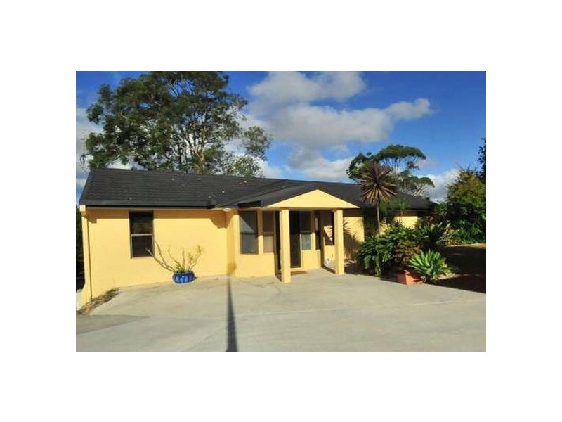 9 Leura Place, Helensvale QLD 4212