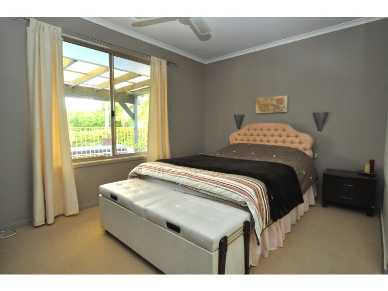 52 Latrobe Avenue, Helensvale QLD 4212