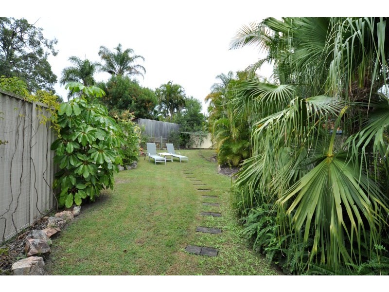 52 Latrobe Avenue, Helensvale QLD 4212