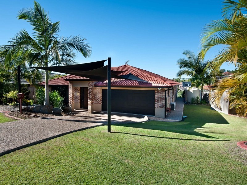 4 Yaldara Street, Pacific Pines QLD 4211