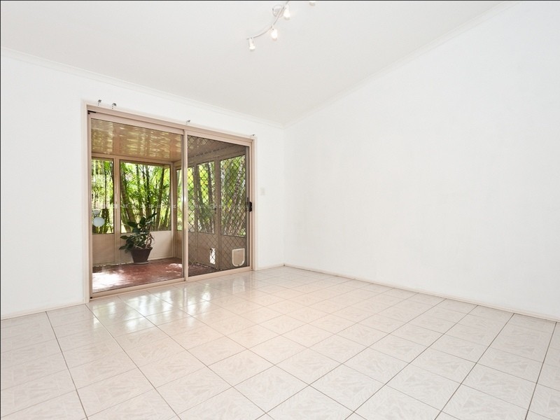 4 Samford Court, Helensvale QLD 4212