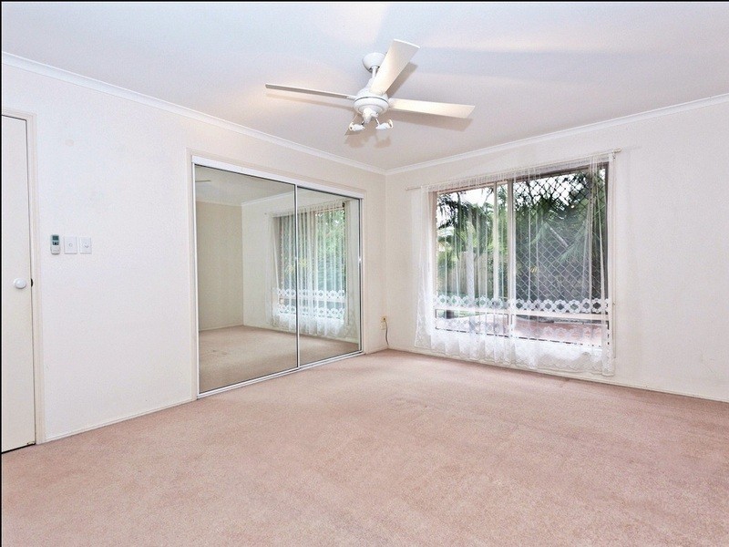 4 Samford Court, Helensvale QLD 4212
