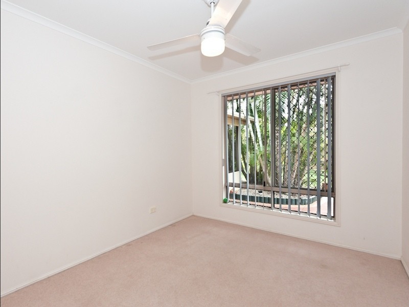 4 Samford Court, Helensvale QLD 4212