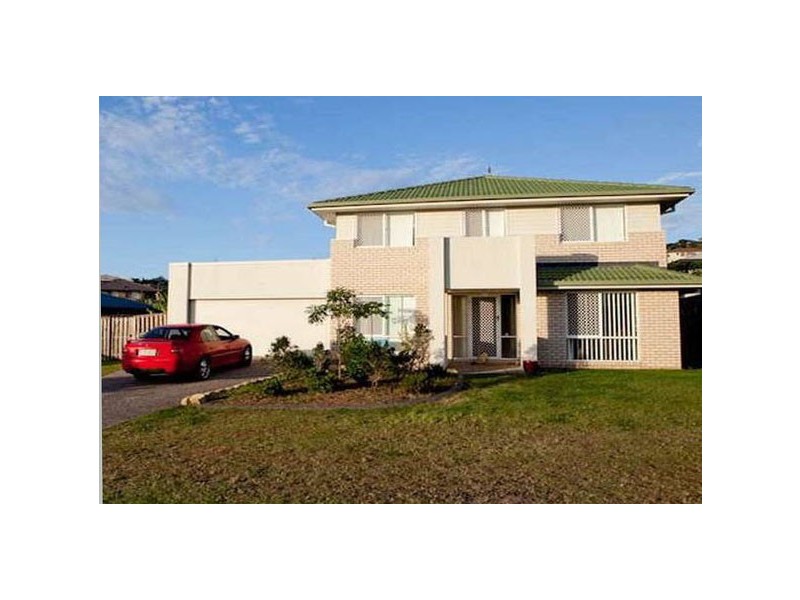 4 Taske Rise, Pacific Pines QLD 4211