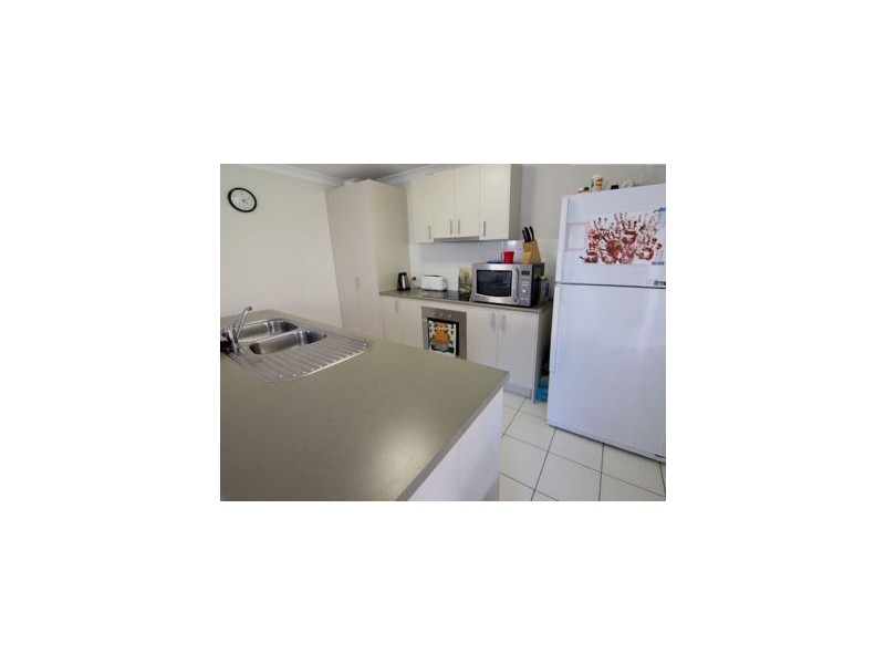 4 Taske Rise, Pacific Pines QLD 4211