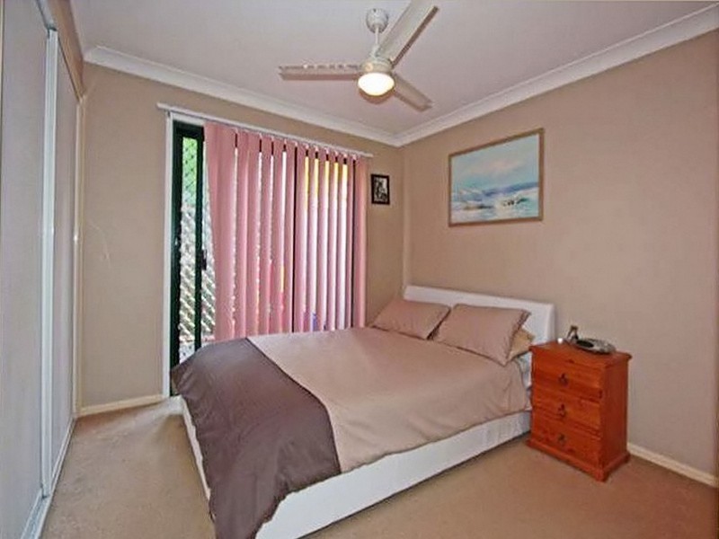 2/81 Cootharaba Drive, Helensvale QLD 4212