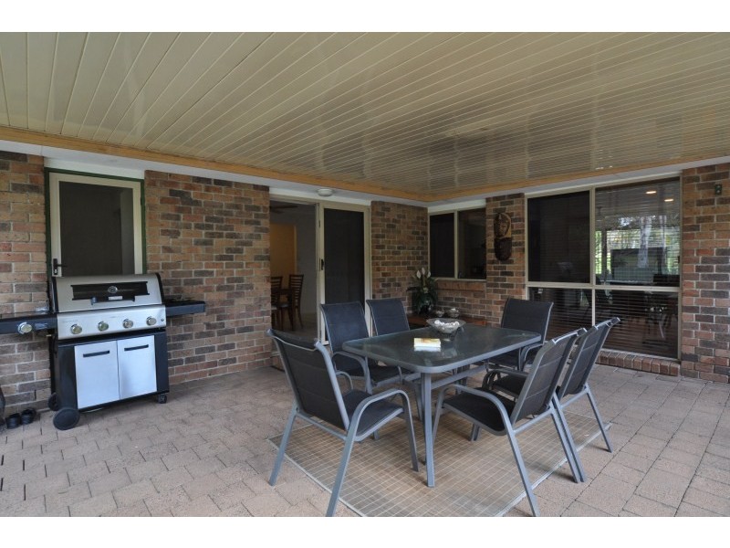 7 Renmark Court, Helensvale QLD 4212