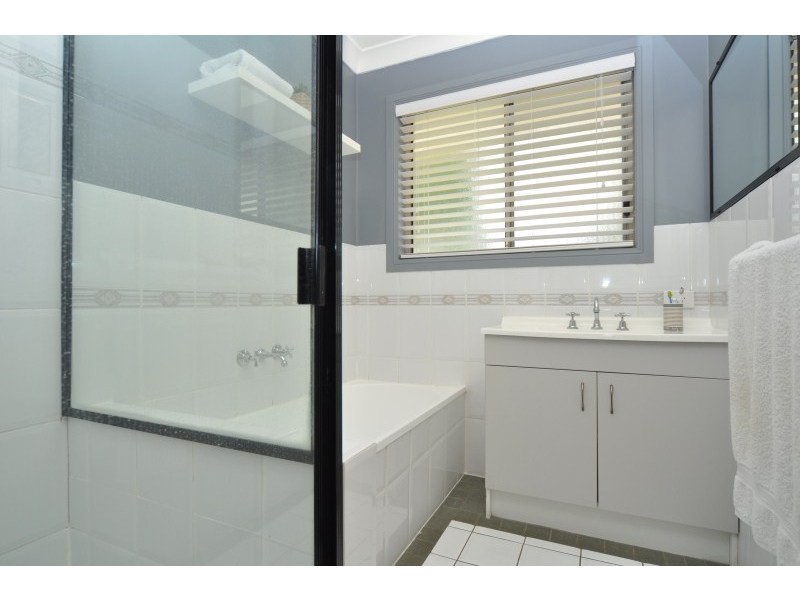 18/2 Koala Town Road, Upper Coomera QLD 4209