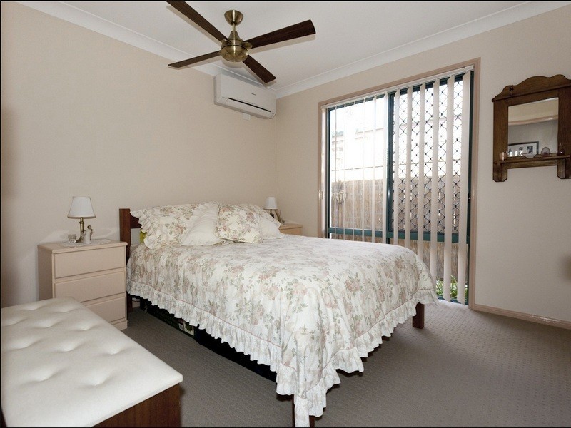 2/7 Coral Avenue, Labrador QLD 4215