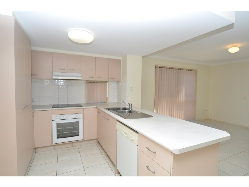 66 Marble Arch Place, Arundel QLD 4214