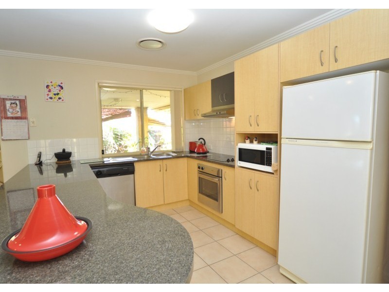95 Lindfield Road, Helensvale QLD 4212