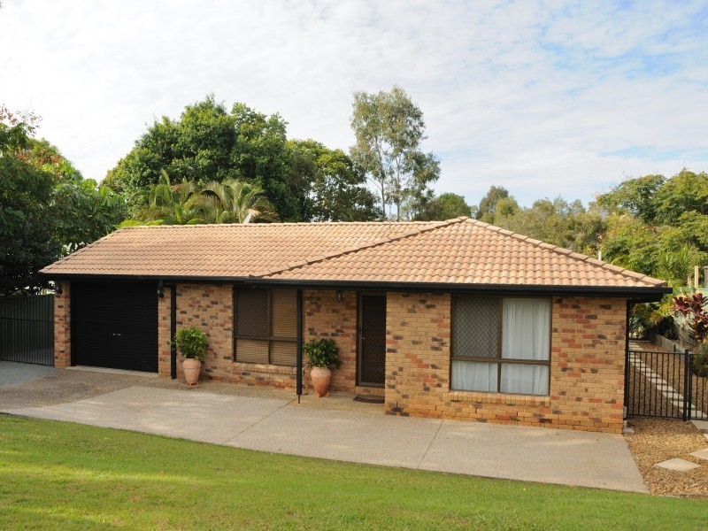 15 Rosedale Place, Helensvale QLD 4212