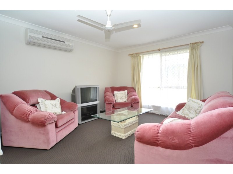 9 Harwood Place, Maudsland QLD 4210