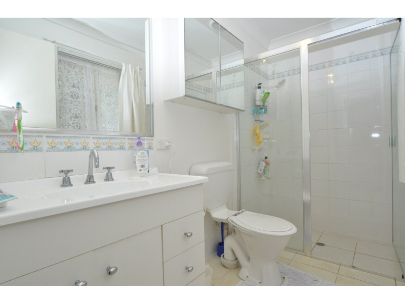 9 Harwood Place, Maudsland QLD 4210