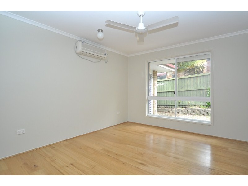 40 Galapagos Way, Pacific Pines QLD 4211