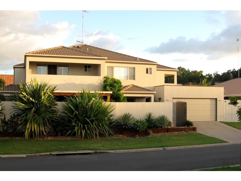 2/17 Goldcrest Drive, Upper Coomera QLD 4209
