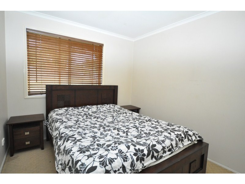 8 Script Court, Oxenford QLD 4210