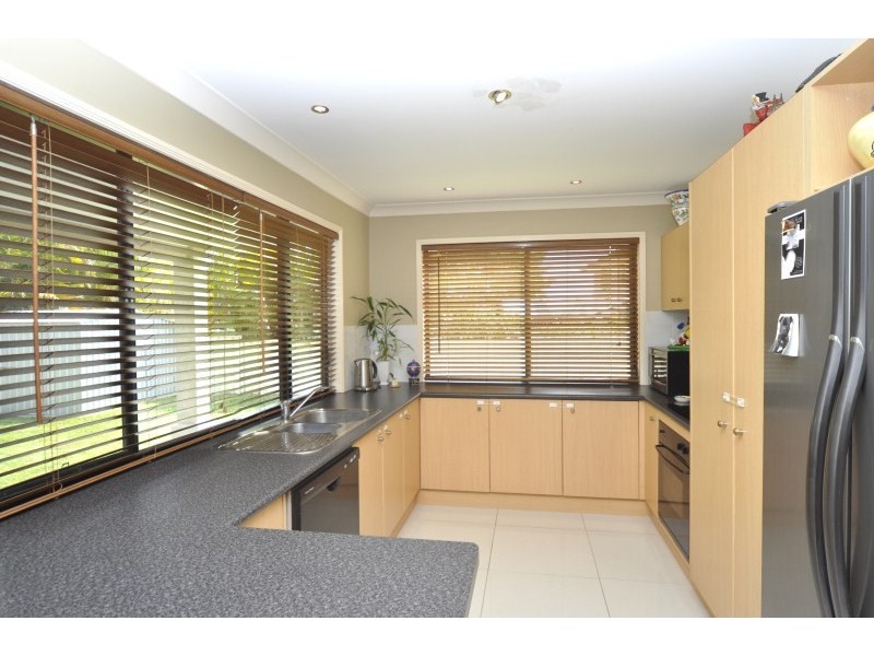 18 Tee Trees Boulevarde, Arundel QLD 4214