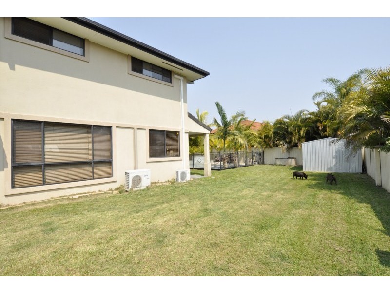 18 Tee Trees Boulevarde, Arundel QLD 4214