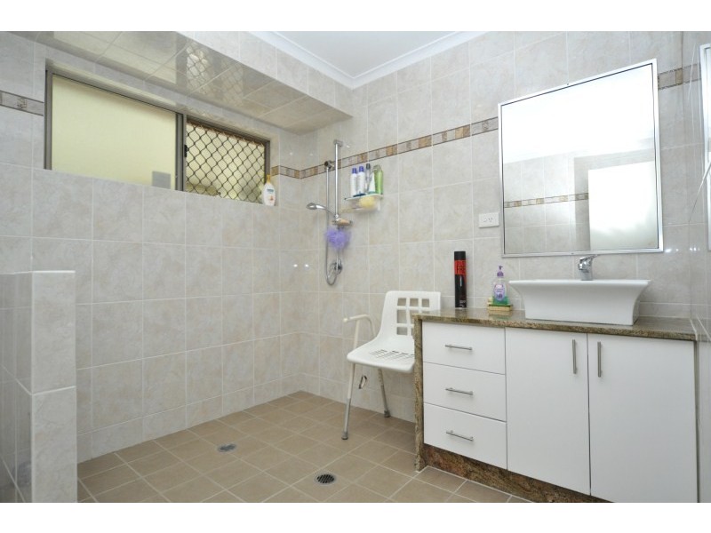 7/88 Village Way, Oxenford QLD 4210