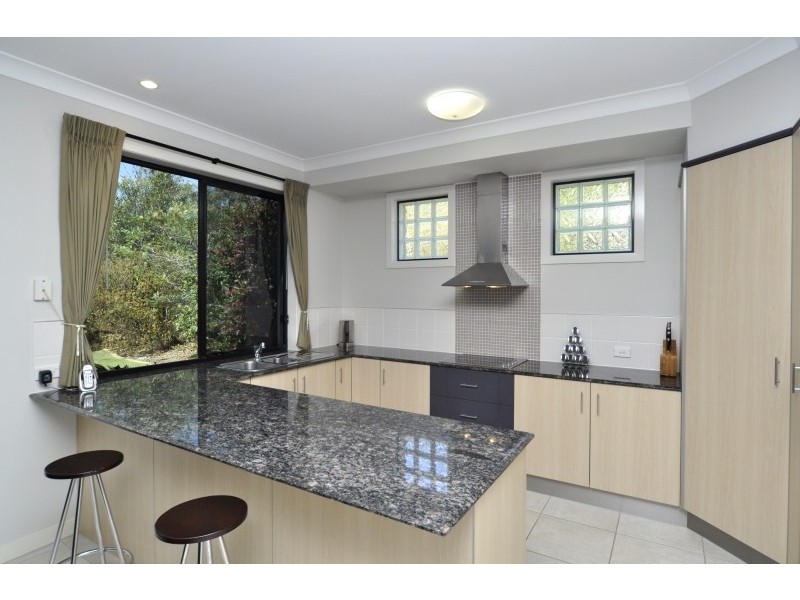 41 Hillary Circuit, Pacific Pines QLD 4211