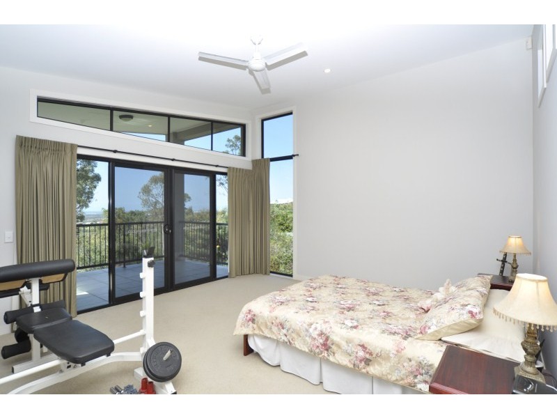 41 Hillary Circuit, Pacific Pines QLD 4211