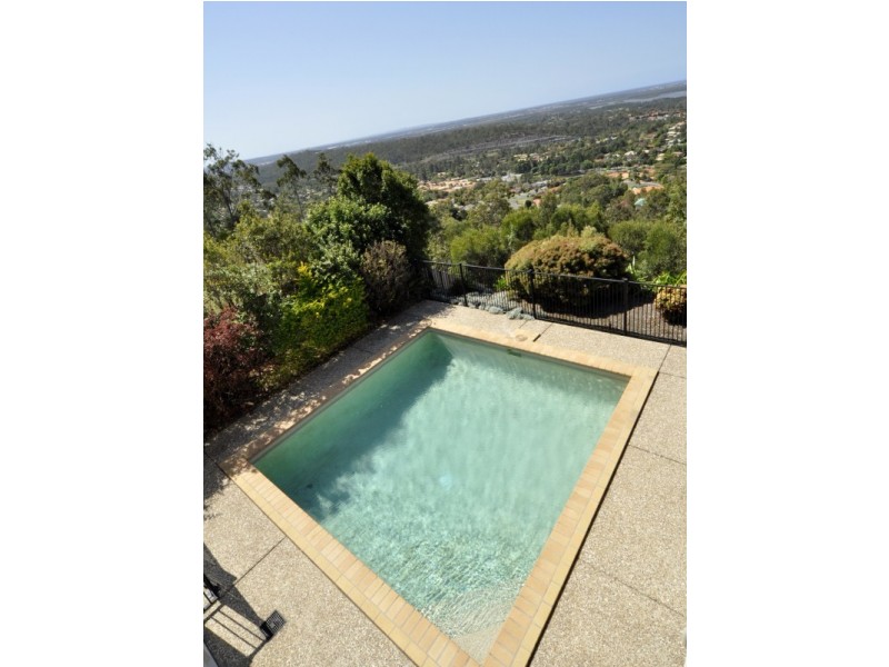 41 Hillary Circuit, Pacific Pines QLD 4211