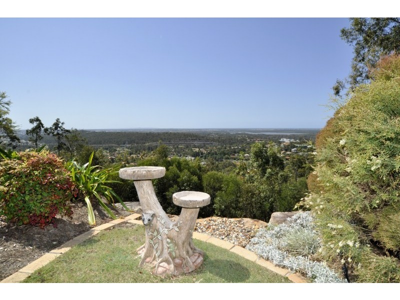 41 Hillary Circuit, Pacific Pines QLD 4211