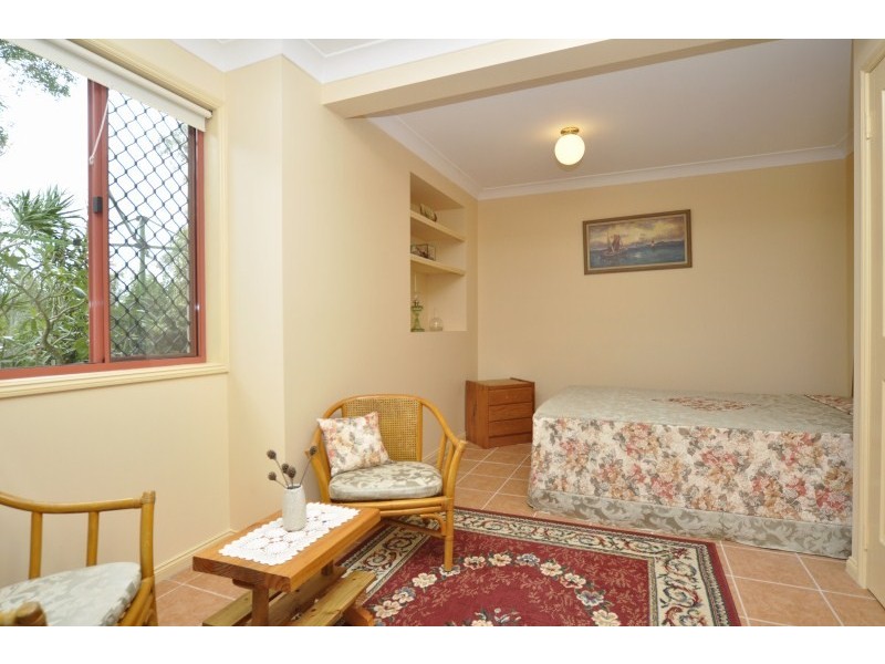 12 Crestridge Crescent, Oxenford QLD 4210