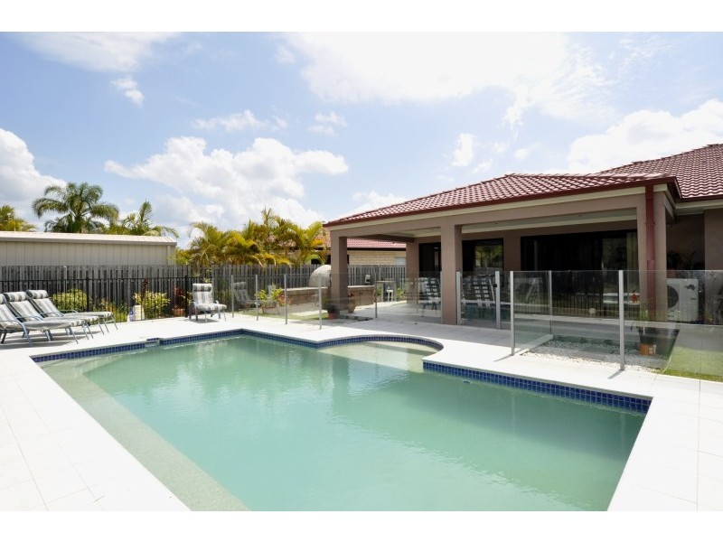 15 Lakeshore Drive, Monterey Keys QLD 4212