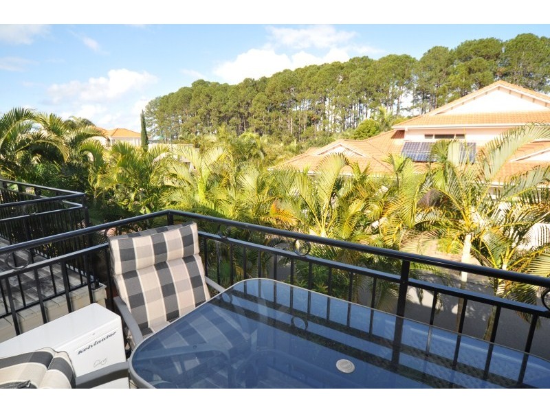 22/60 Caseys, Hope Island QLD 4212