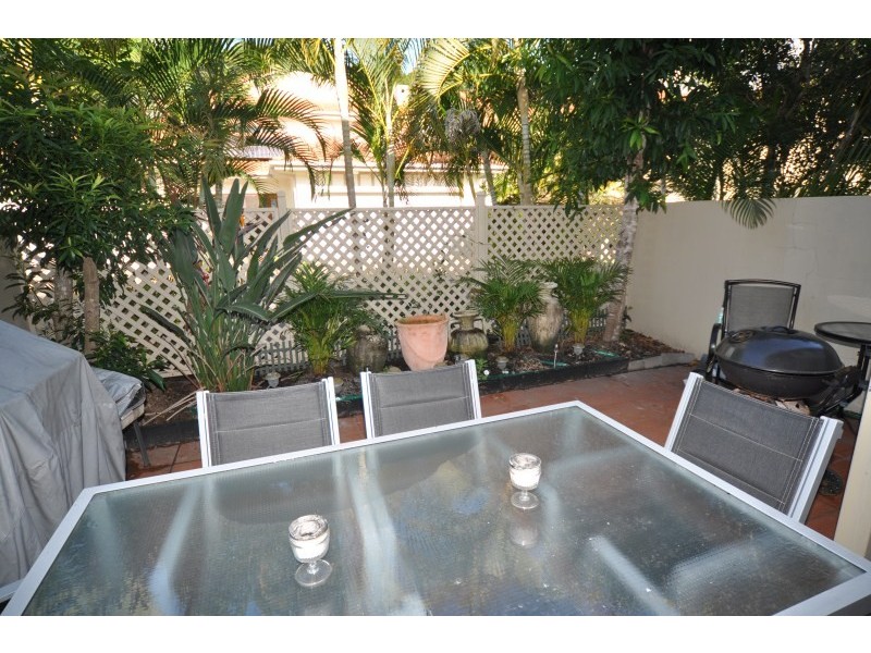 22/60 Caseys, Hope Island QLD 4212