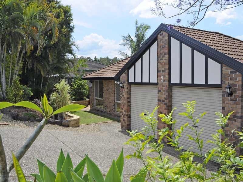 3 Mapia Rise, Pacific Pines QLD 4211