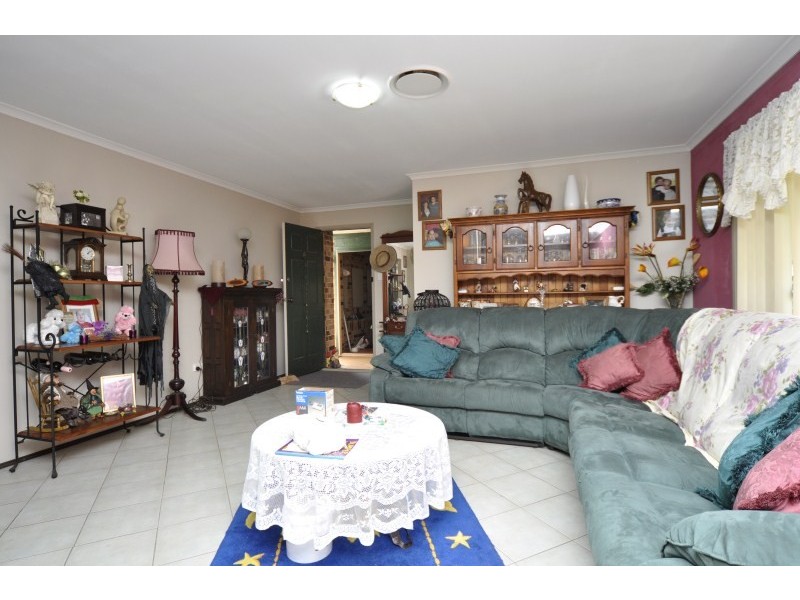 25 River Oak Drive, Helensvale QLD 4212