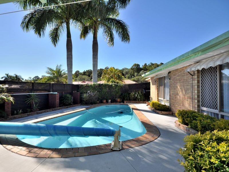 49 Mildura Drive, Helensvale QLD 4212