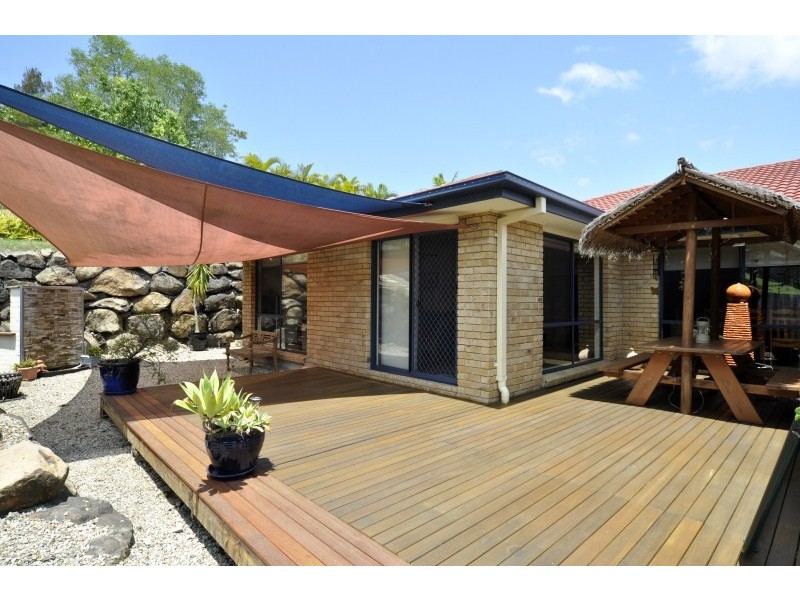 21 Rarotonga Rise, Pacific Pines QLD 4211