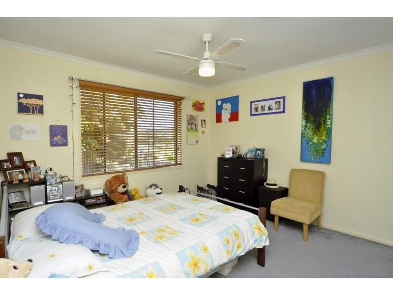 21 Rarotonga Rise, Pacific Pines QLD 4211