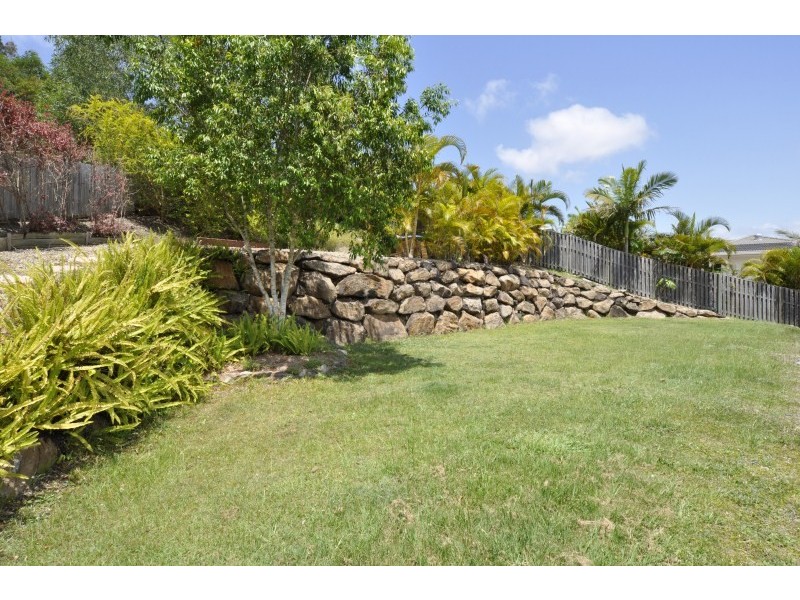 21 Rarotonga Rise, Pacific Pines QLD 4211