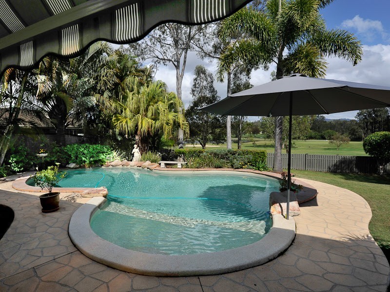 19 Edgeworth Place, Helensvale QLD 4212