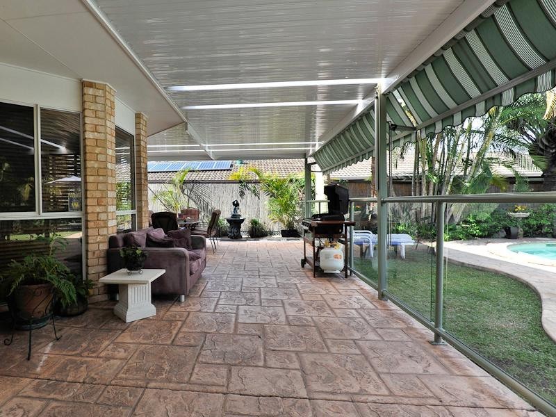 19 Edgeworth Place, Helensvale QLD 4212