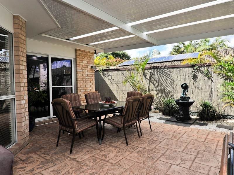 19 Edgeworth Place, Helensvale QLD 4212