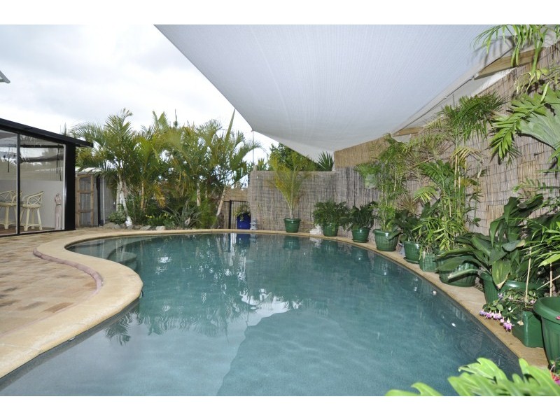 8 Duice Court, Oxenford QLD 4210