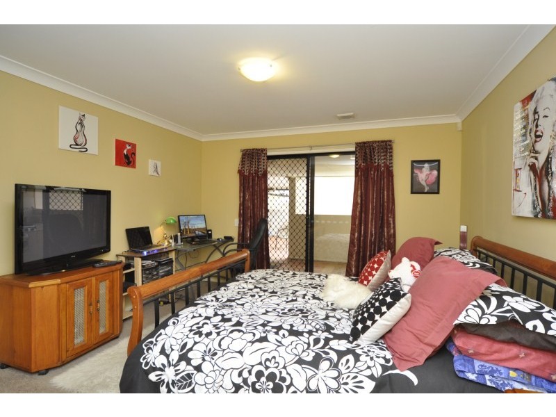 8 Duice Court, Oxenford QLD 4210