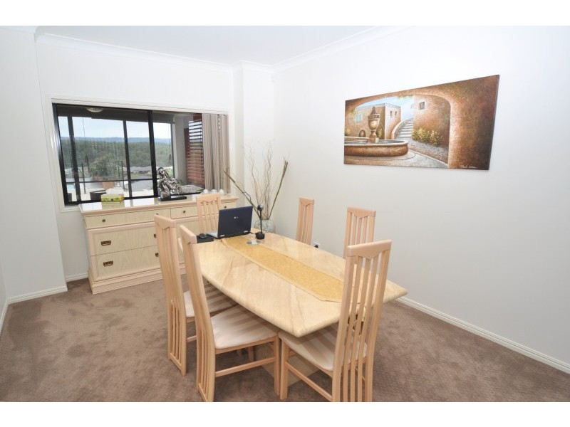 19 Wunburra Circle, Pacific Pines QLD 4211