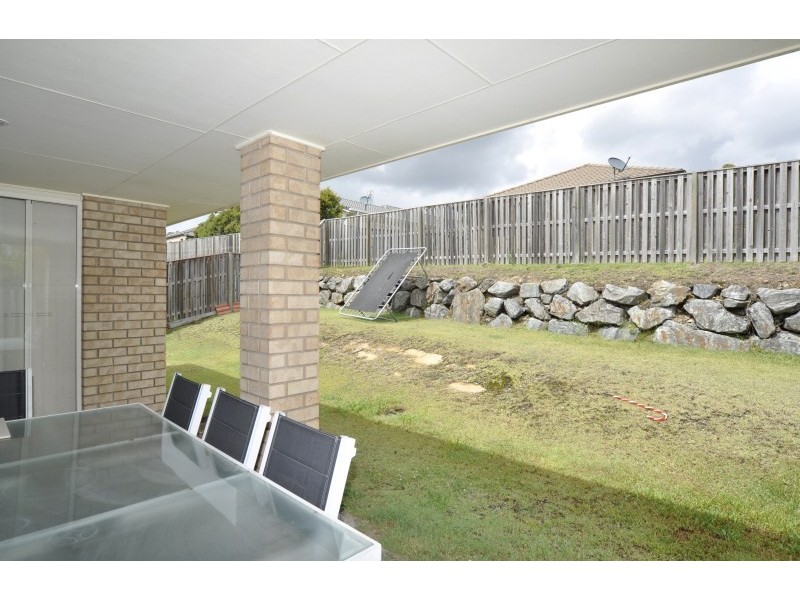 16 Witheren Circuit, Pacific Pines QLD 4211