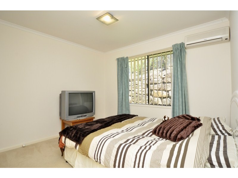 4 Fitzgerald Close, Maudsland QLD 4210